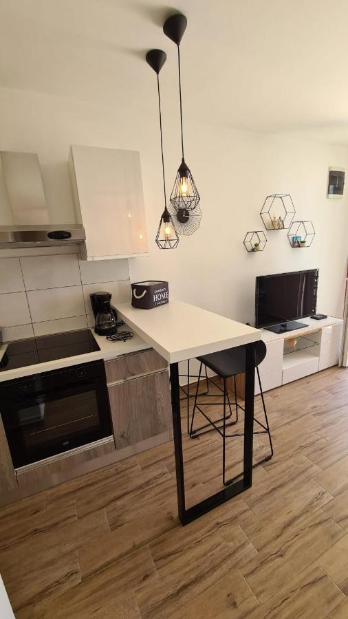 Studio Apartman Kiara بول المظهر الخارجي الصورة