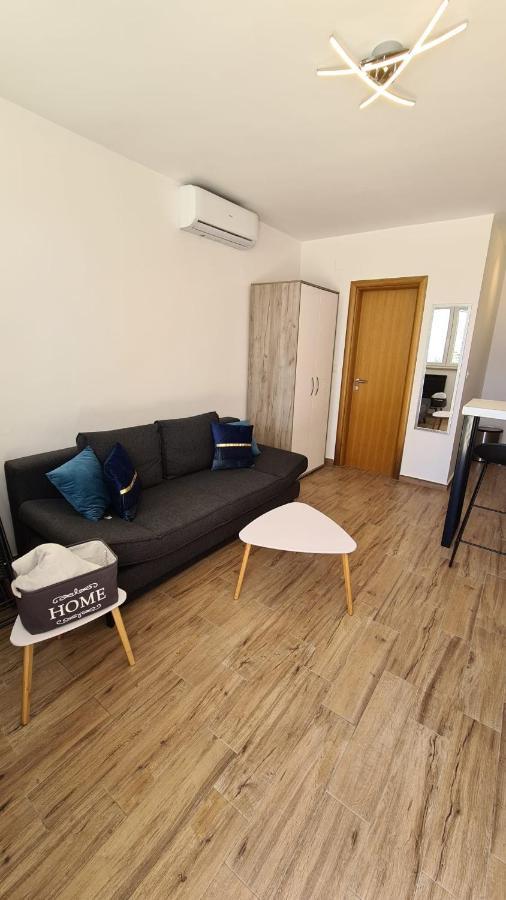 Studio Apartman Kiara بول المظهر الخارجي الصورة